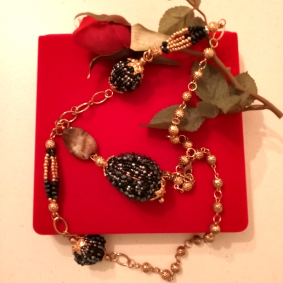 🎁 FREE GIFT INCLUDED 🎁 NWOT Beaded Onyx Necklace - Picture 2 of 15